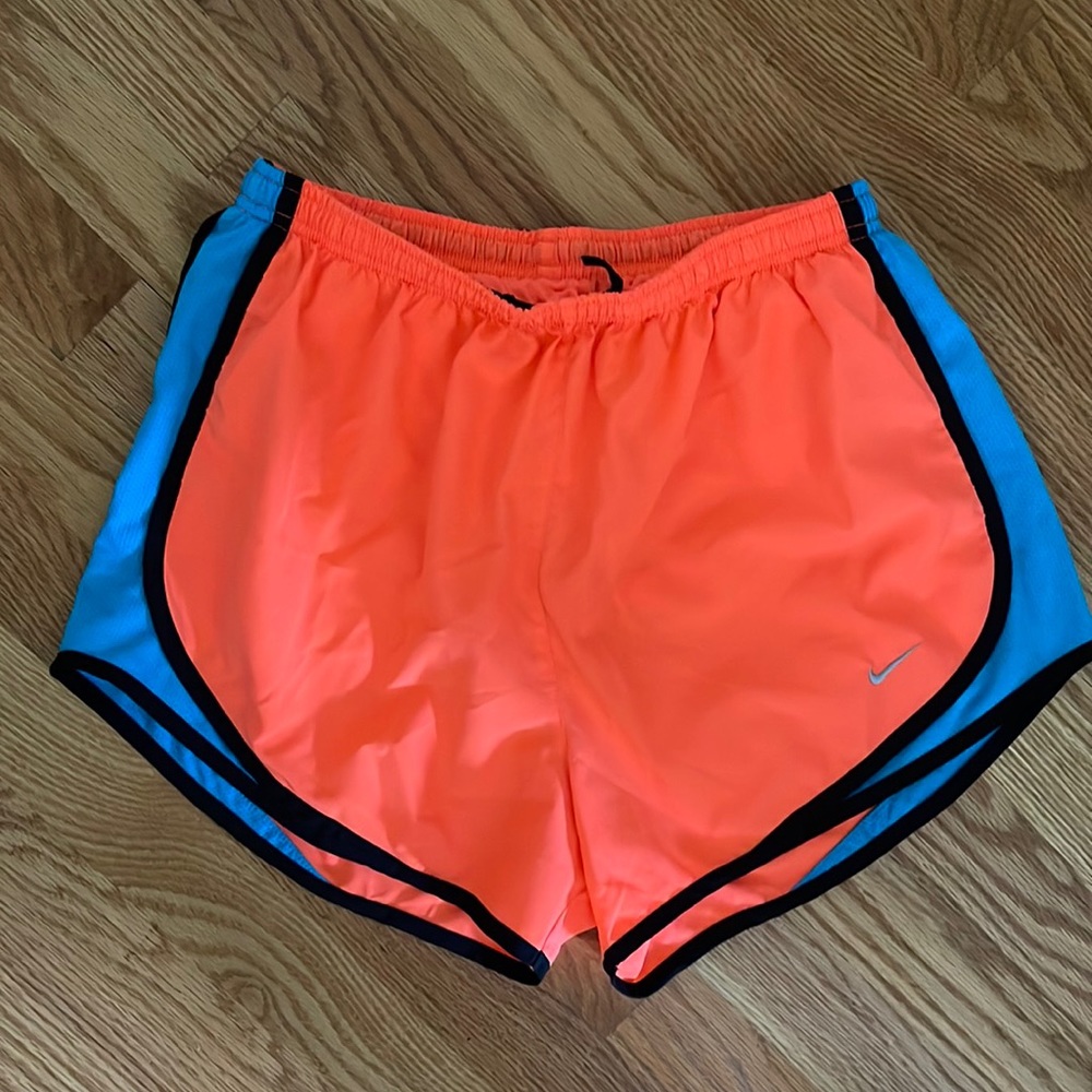 Medium Nike running shorts